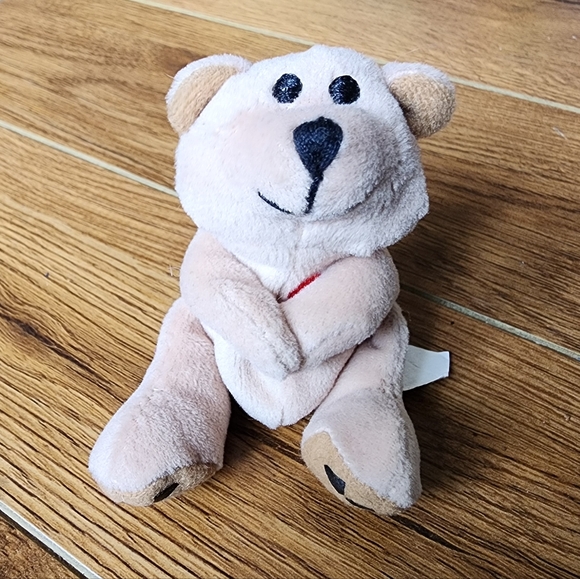 Small Hershey's Bear with Magenetic Hands - Picture 1 of 4